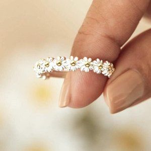 New Beautiful 925 Silver Daisy Band Ring